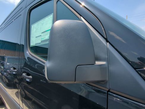 Used 2024 Mercedes-Benz Sprinter 2500 image 22