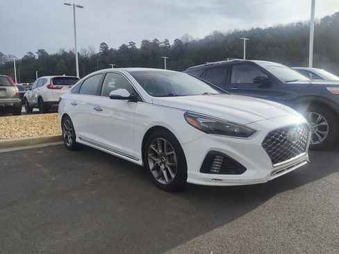 Used 2018 Hyundai Sonata Limited w/ Cargo Package image 3
