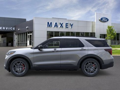 New 2026 Ford Explorer ST-Line AWD/4WD image 3
