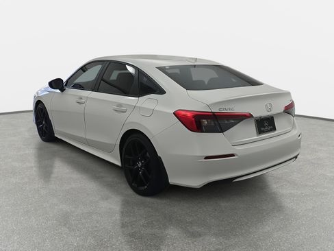 Used 2024 Honda Civic Sport image 7