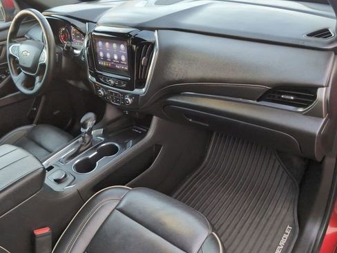 Certified 2023 Chevrolet Traverse Premier image 30