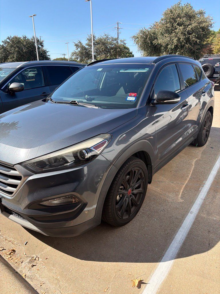 Used 2017 Hyundai Tucson Night FWD image 1