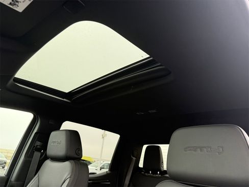 New 2026 GMC Sierra 1500 AT4 w/ AT4 Premium Package image 28