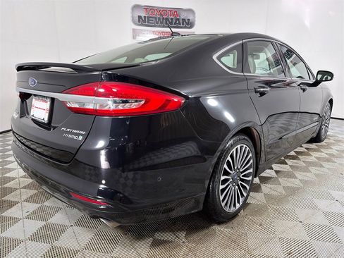 Used 2018 Ford Fusion Platinum image 5