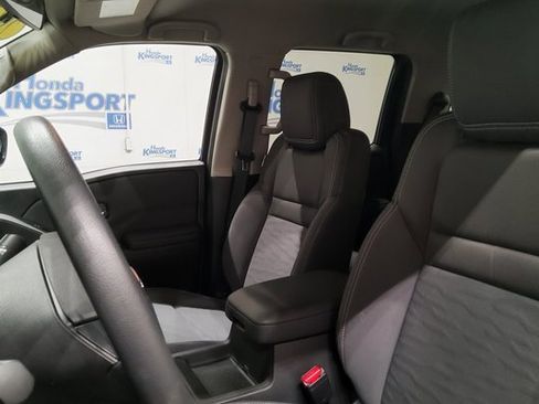 Used 2023 Nissan Frontier SV w/ Tow Package image 17