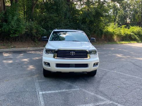 Used 2018 Toyota Sequoia TRD Sport RWD image 2