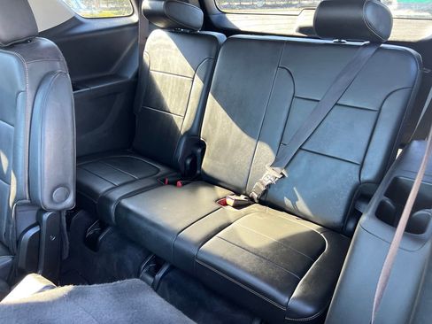 Used 2019 Chevrolet Traverse Premier w/ LPO, Blackout Package image 18