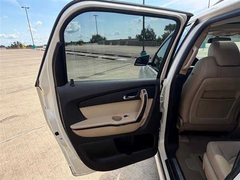 Used 2012 GMC Acadia Denali AWD/4WD image 32