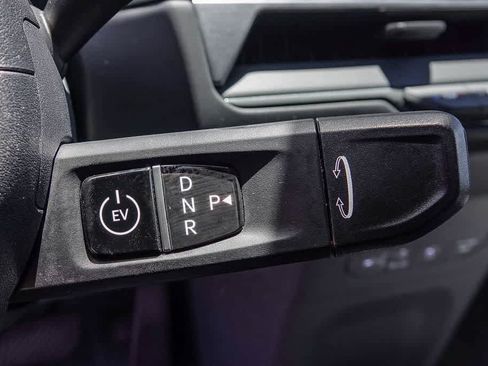 Certified 2024 Kia EV9 Land AWD/4WD image 18