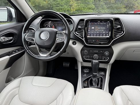 Used 2020 Jeep Cherokee Limited AWD/4WD image 11