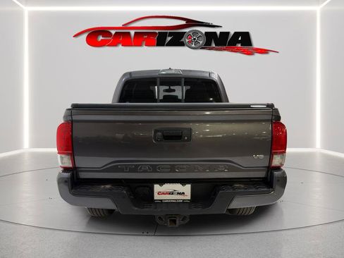 Used 2016 Toyota Tacoma TRD Sport w/ Premium & Technology Package image 9