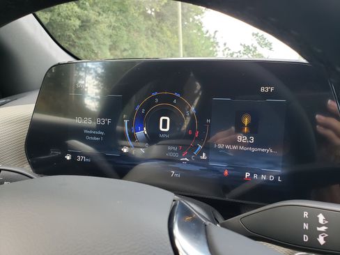 New 2026 Chevrolet Equinox LT w/ Convenience Package II image 21