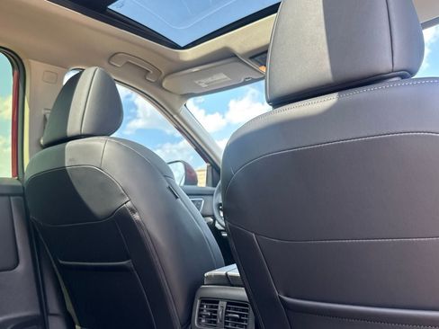 Certified 2026 Nissan Rogue Platinum AWD/4WD image 30