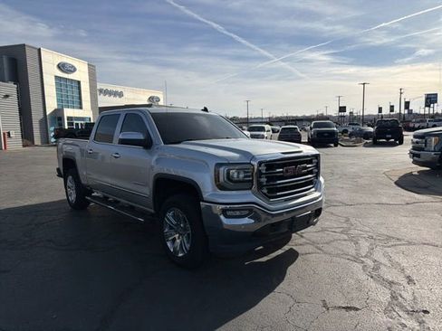 Used 2018 GMC Sierra 1500 SLT image 1