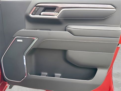 New 2025 Chevrolet Silverado 2500 LTZ w/ LTZ Convenience Package image 9