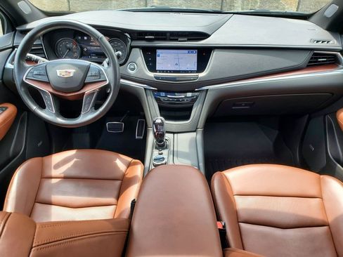 Certified 2023 Cadillac XT5 Sportv w/ Technology Package AWD/4WD image 22