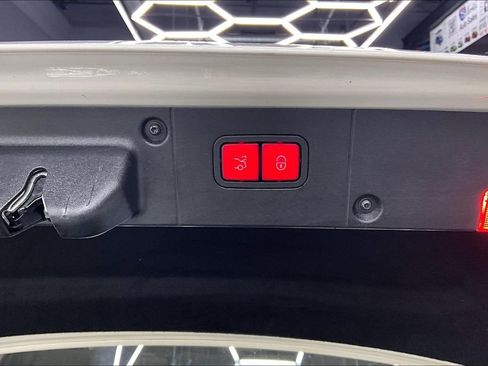 Used 2009 Mercedes-Benz S 550 4MATIC image 25