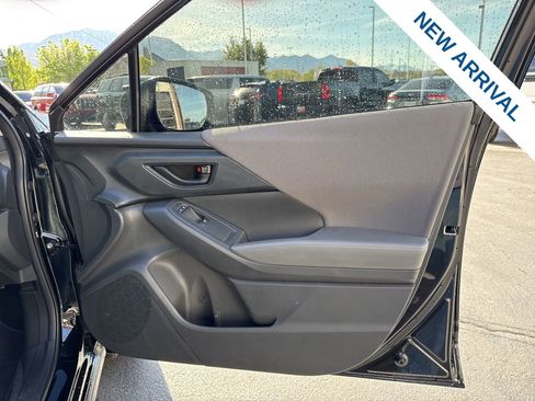 Used 2024 Subaru Crosstrek 2.0i AWD/4WD image 10