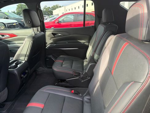 Certified 2024 Chevrolet Traverse RS w/ LPO, Floor Liner Package AWD/4WD image 7