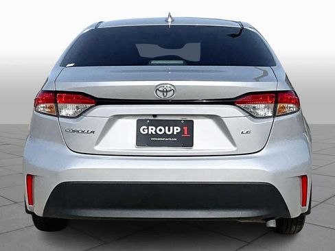 Used 2025 Toyota Corolla LE image 5