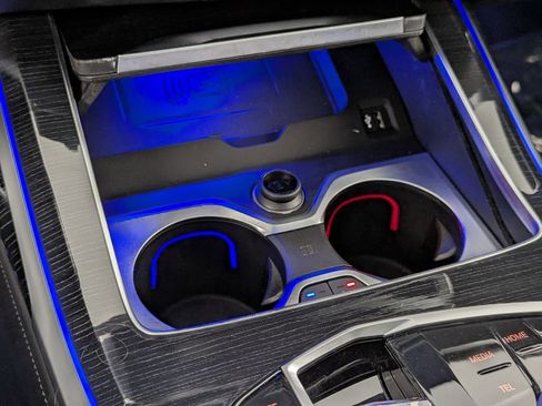 Used 2024 BMW X7 xDrive40i w/ Executive Package image 42