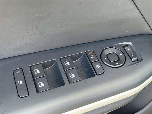 New 2025 Kia K4 GT-Line w/ GT-Line Premium Package image 23