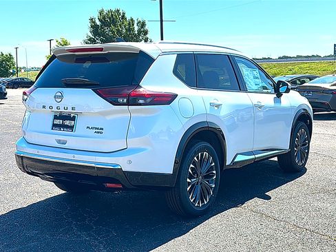 New 2026 Nissan Rogue Platinum AWD/4WD image 8