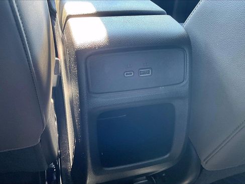 Used 2025 Chevrolet Trax ACTIV FWD image 37
