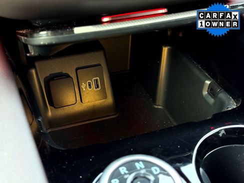 Used 2025 Ford Explorer Platinum w/ LUX Leather Package image 28