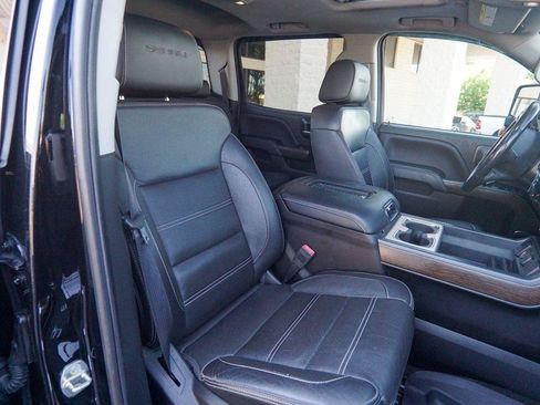 Used 2018 GMC Sierra 3500 Denali w/ Duramax Plus Package AWD/4WD image 29