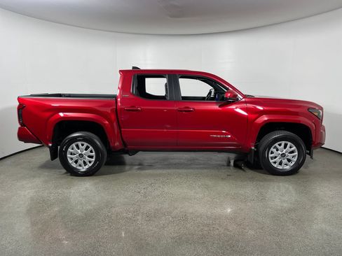 New 2026 Toyota Tacoma SR5 RWD image 2