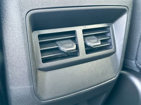 New 2026 Chevrolet Colorado W/T image 18