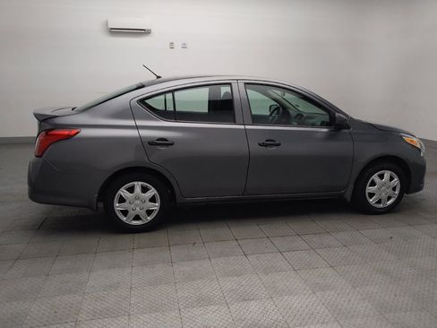 Used 2019 Nissan Versa S Plus FWD image 10