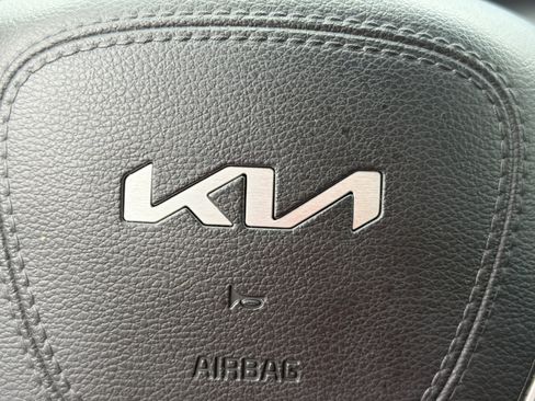 Used 2023 Kia Telluride S w/ S Sunroof Package AWD/4WD image 23