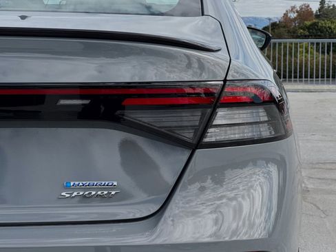 Used 2025 Honda Accord Sport image 6