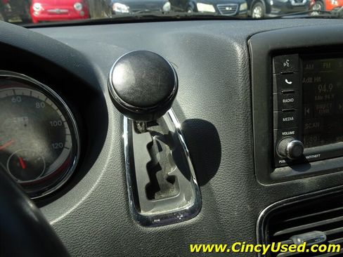 Used 2014 Dodge Grand Caravan SE FWD image 20
