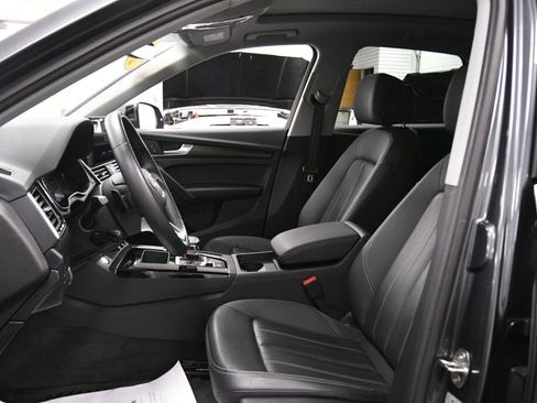 Used 2023 Audi Q5 2.0T Premium w/ Convenience Package AWD/4WD image 10