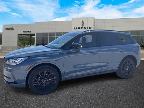 Used 2026 Lincoln Corsair Reserve w/ Jet Appearance Package image 7