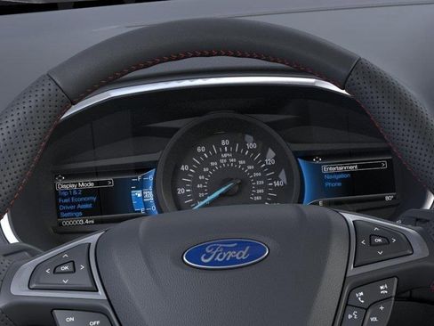 Used 2024 Ford Edge ST-Line image 13