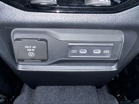 New 2026 Jeep Grand Cherokee L 4WD image 23