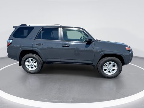 Used 2024 Toyota 4Runner SR5 AWD/4WD image 3