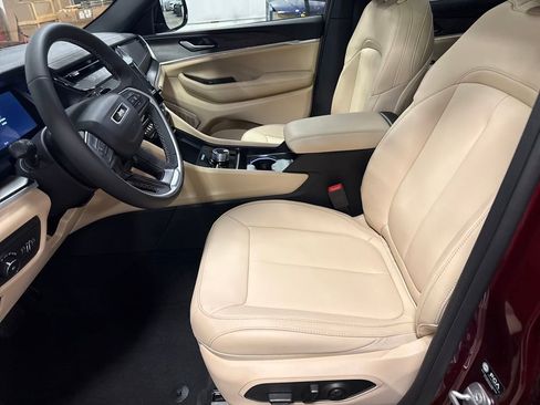 New 2026 Jeep Grand Cherokee Limited image 9