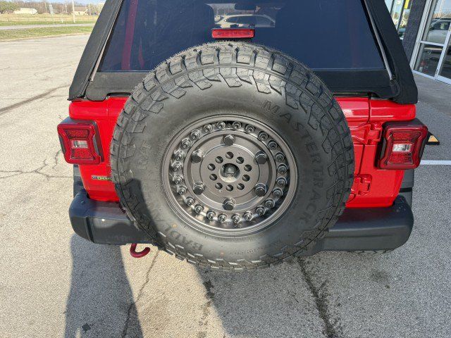 Used 2021 Jeep Wrangler Unlimited Rubicon w/ Steel Bumper Group AWD/4WD image 16