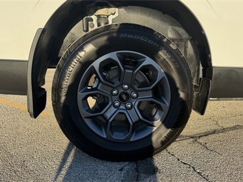 Certified 2025 Ford Maverick XLT image 11