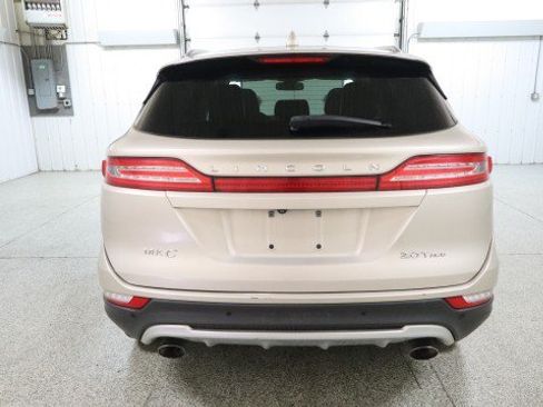 Used 2017 Lincoln MKC Reserve w/ Lincoln MKC Climate Package AWD/4WD image 8