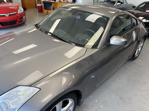 Used 2008 Nissan 350Z Enthusiast w/ Cargo Convenience Pkg RWD image 3