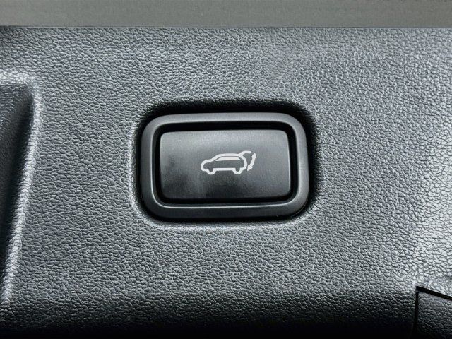 Certified 2022 Hyundai Tucson SEL w/ Convenience + Premium Package FWD image 43