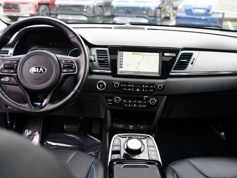 Used 2019 Kia Niro EX Premium w/ Cold Weather Package 1.0 image 18