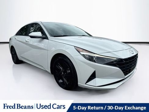 Used 2021 Hyundai Elantra SEL w/ Convenience Package FWD image 1