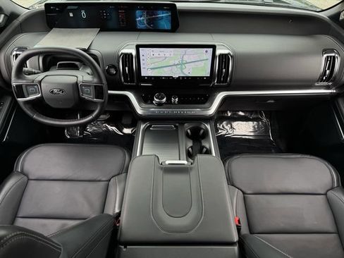 Certified 2026 Ford Expedition Platinum AWD/4WD image 10